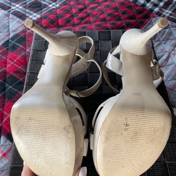 Guess Nude Patten Leather Platform Sandal Heels - Picture 3 of 5